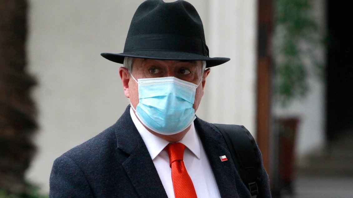 Mañalich advierte: Si no llegamos a un acuerdo social, la situación será muy riesgosa