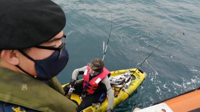 Rescatan cuerpo sin vida desde el mar en Valparaíso