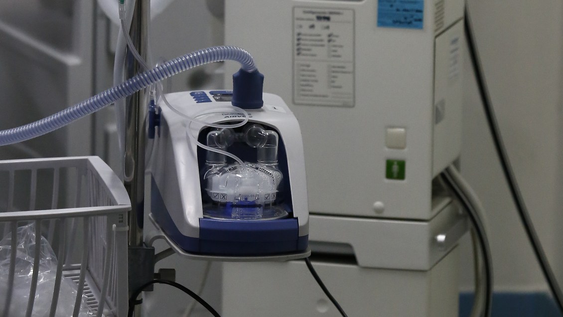 Dirigente del Sótero del Río: Hospitales de las FFAA tienen infraestructura para convertir más camas