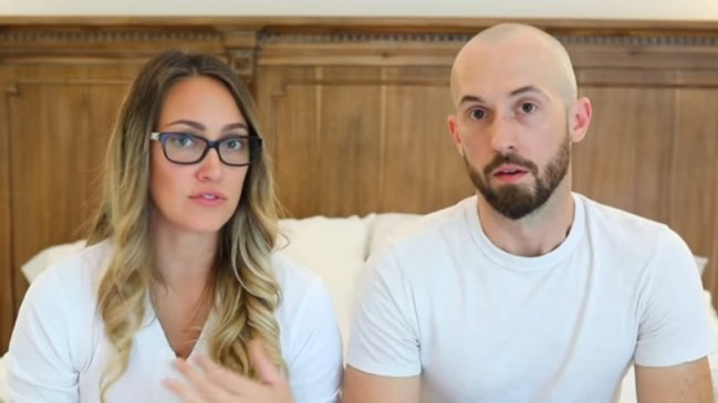 Escándalo mundial por youtuber que entregó a niño que había adoptado en China