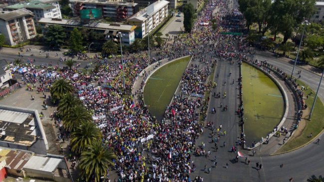 Municipalidad de Concepción ordenó retirar polémico letrero en Rotonda Paicaví