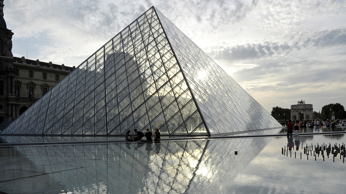 Museo de Louvre confirma reapertura de sus puertas tras casi tres meses