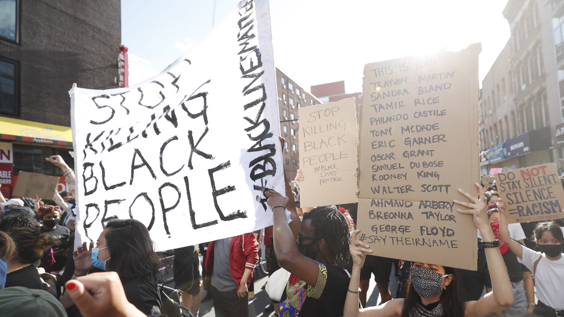 Bachelet llamó a denunciar y poner fin al racismo 