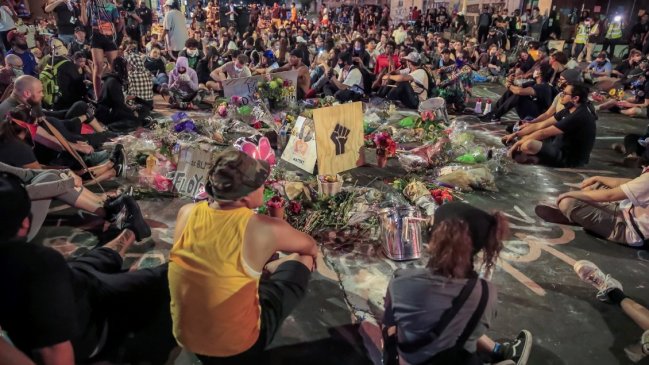 Unión Europea condenó el abuso de poder contra Floyd y defendió las protestas pacíficas