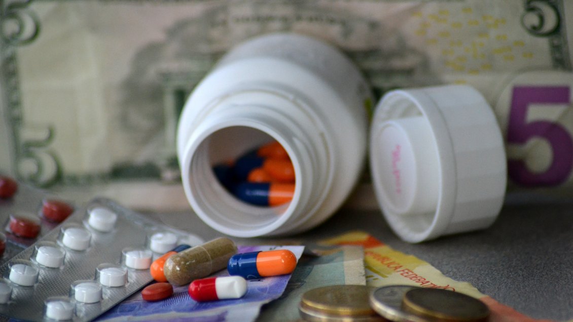 Científicos prueban el ibuprofeno como posible tratamiento del coronavirus en Reino Unido