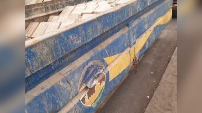 Municipio de Alto Hospicio inició investigación por entrega de cajas con mercadería en batea de basura