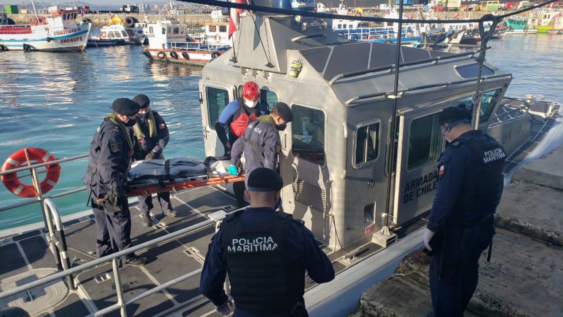 Armada rescató cuerpo sin vida en la bahía de Valparaíso