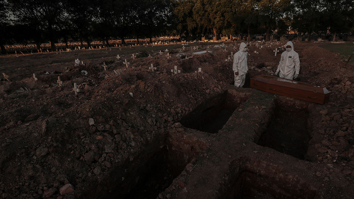 Brasil superó a Italia y ya es el tercer país con más muertes por Covid-19