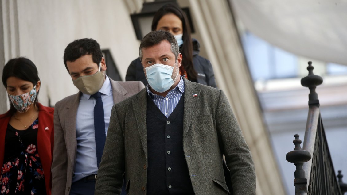 Felipe Kast lamentó salida de Sichel: En el pasado me tocó sufrir lo mismo