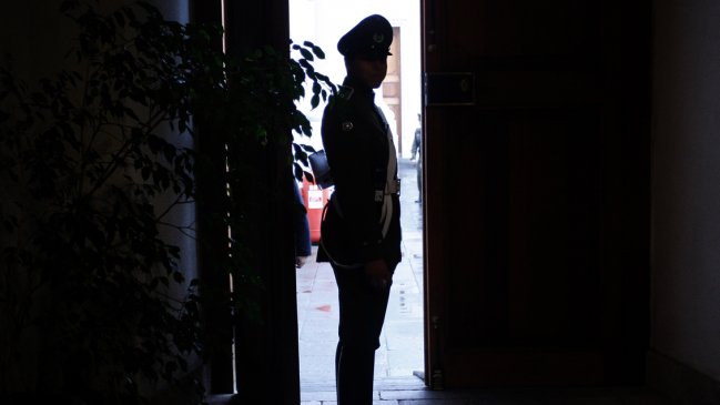 Jefe de Seguridad Presidencial dio positivo a Covid-19: Descartan contacto reciente con Piñera