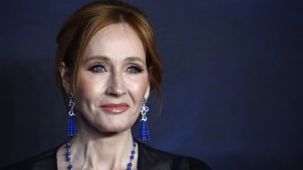  J. K. Rowling es acusada de transfóbica por comentario sobre menstruación  