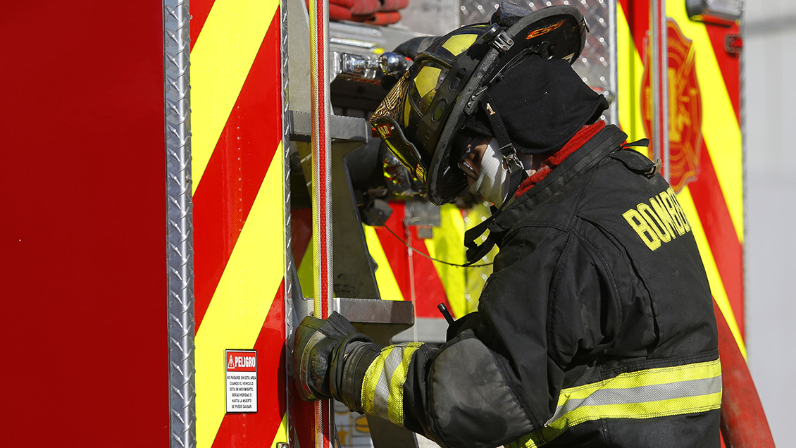 Incendio afectó a albergue municipal en Quilicura