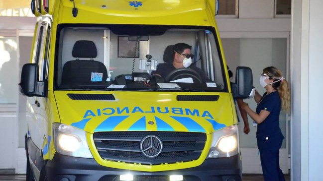 Trasladan a cuatro pacientes Covid desde Santiago al Hospital Regional de Copiapó