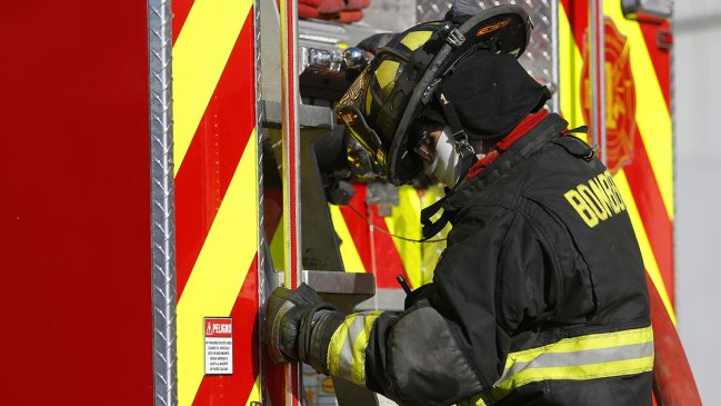 Incendio afectó a albergue municipal en Quilicura