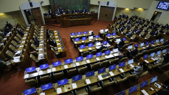 Diputados aprueban comisión investigadora sobre cifras de muertos por Covid-19