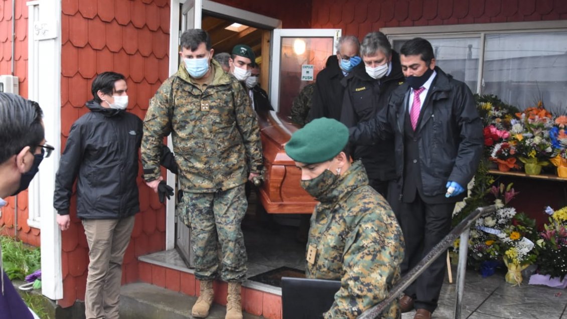 Dalcahue despidió a soldado que murió atropellado durante control por toque de queda