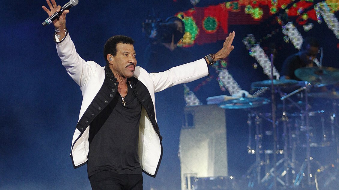 Disney prepara una cinta musical basada en las canciones de Lionel Richie