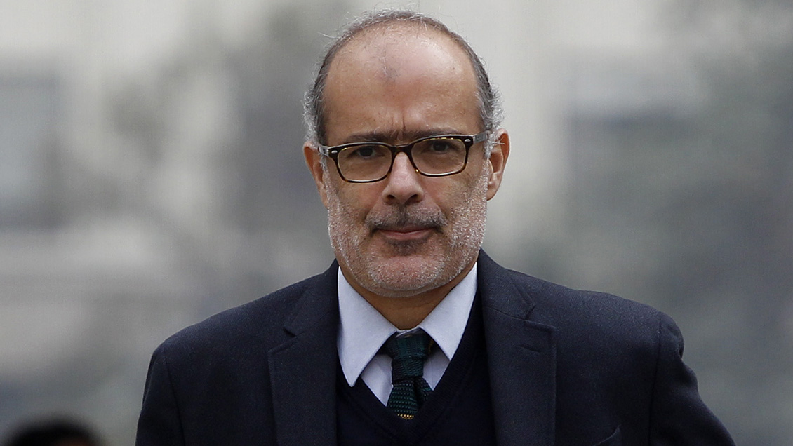 Ex ministro Valdés: No podemos demorar las legislaciones de ayuda a las personas