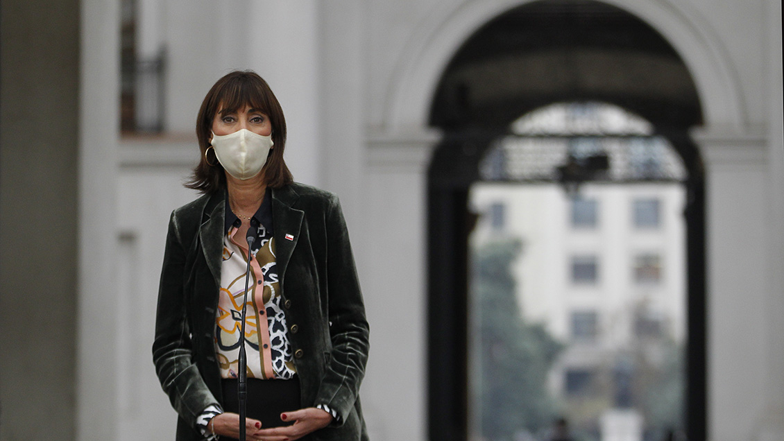 Parlamentarias de oposición proponen agenda feminista con 13 proyectos de ley a la ministra Zalaquett