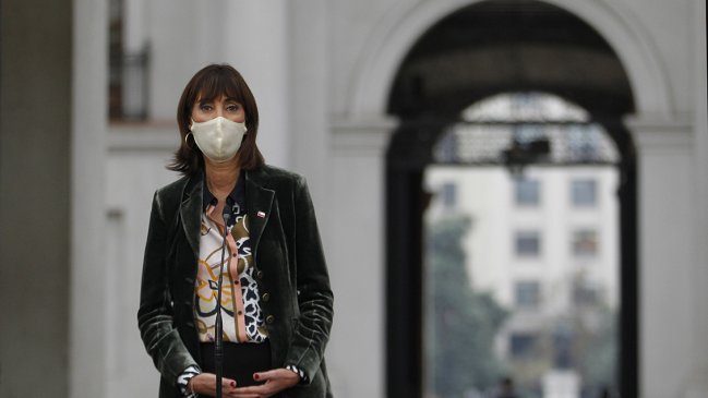 Parlamentarias de oposición proponen agenda feminista con 13 proyectos de ley a la ministra Zalaquett