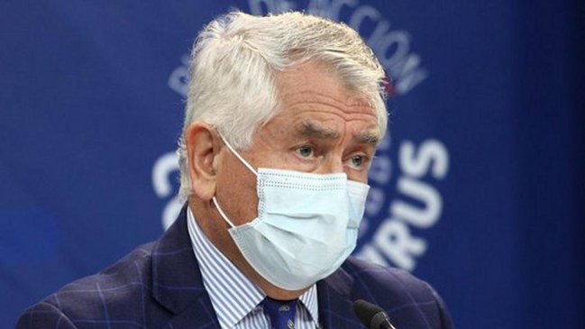 Ministro Paris y posible cambio de estrategia: 