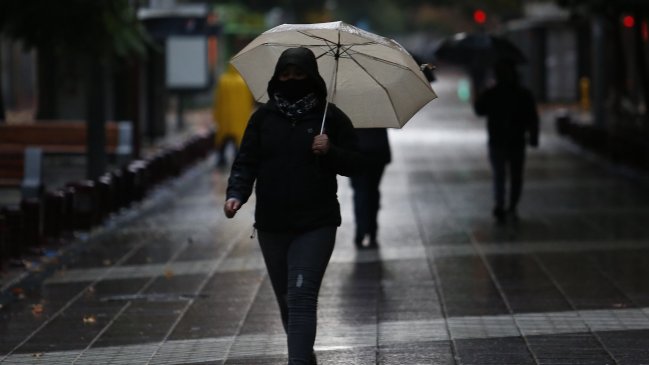 Onemi decreta Alerta Temprana por sistema frontal en la Región Metropolitana
