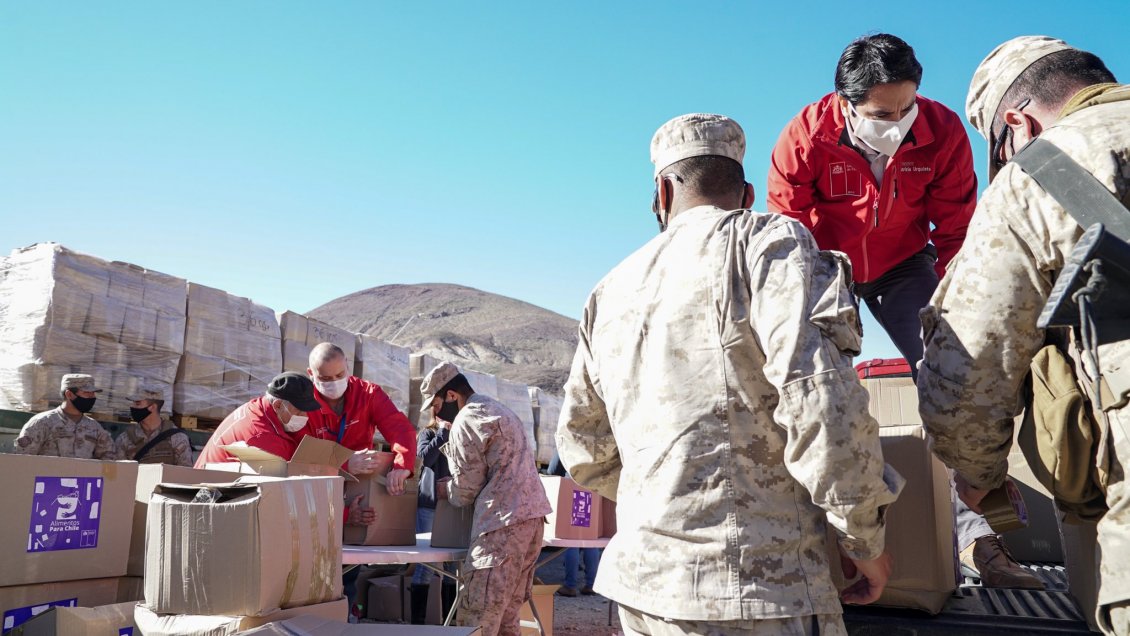Más de cinco mil cajas de alimentos lleva repartidas el Gobierno en la provincia de Huasco
