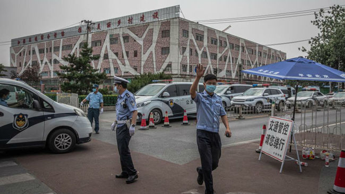 Pekín amplía restricciones por 