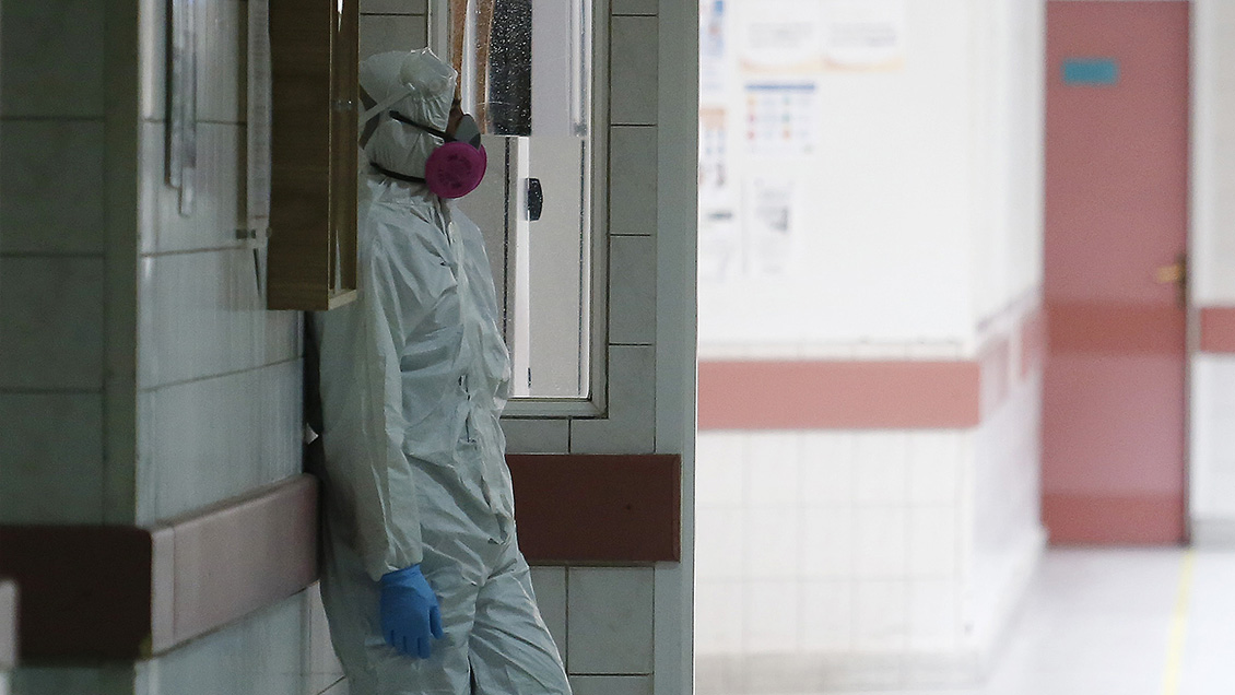 Doctor Ugarte: Las próximas cuatro semanas serán el periodo más oscuro de la pandemia en Chile