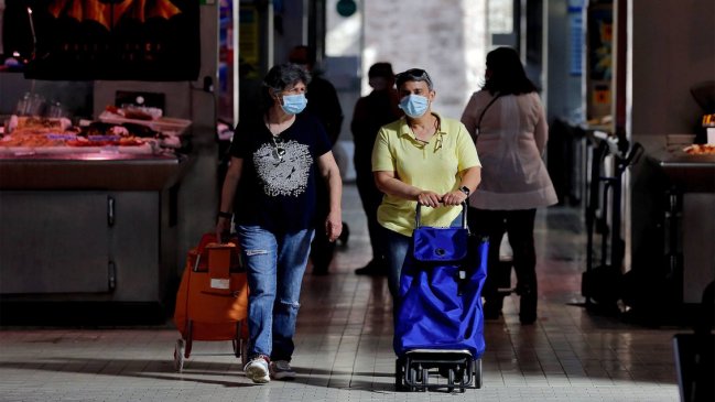 Tras 98 días de estado de alarma y atenta a posibles rebrotes, España recuperó la 