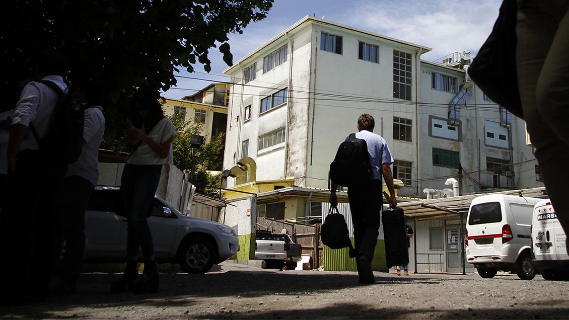 Hospital de Concepción habilitó cámara mortuoria para fallecidos por Covid-19