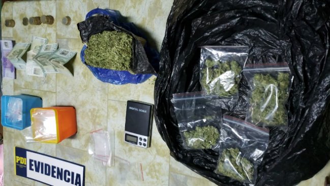 Detienen a sujeto acusado de robar baterías para antenas y tráfico de drogas