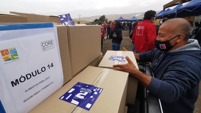 Con más de 2.000 cajas de alimento reanudan en Arica el programa 
