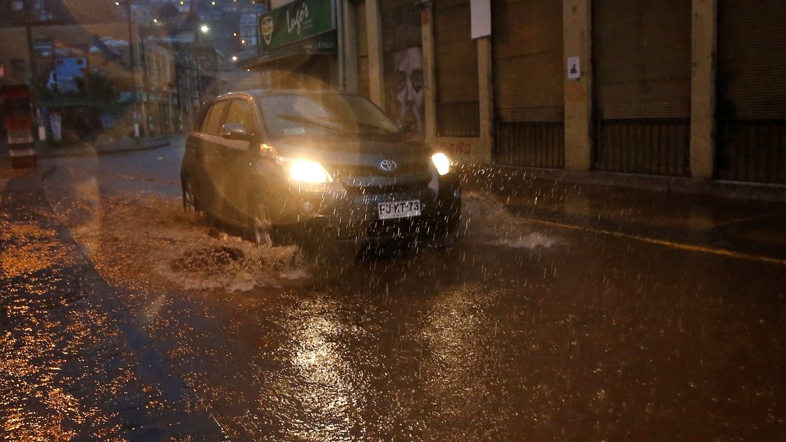 Fuertes lluvias afectan a la zona centro sur del país