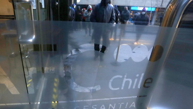 Presidente presentó proyecto que amplía beneficios de la Ley de Protección al Empleo