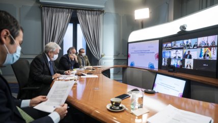  Piñera insta al Mercosur a trabajar en conjunto ante el 