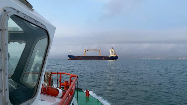 Buque ecuatoriano con 15 tripulantes no puede zarpar hace un año desde Talcahuano