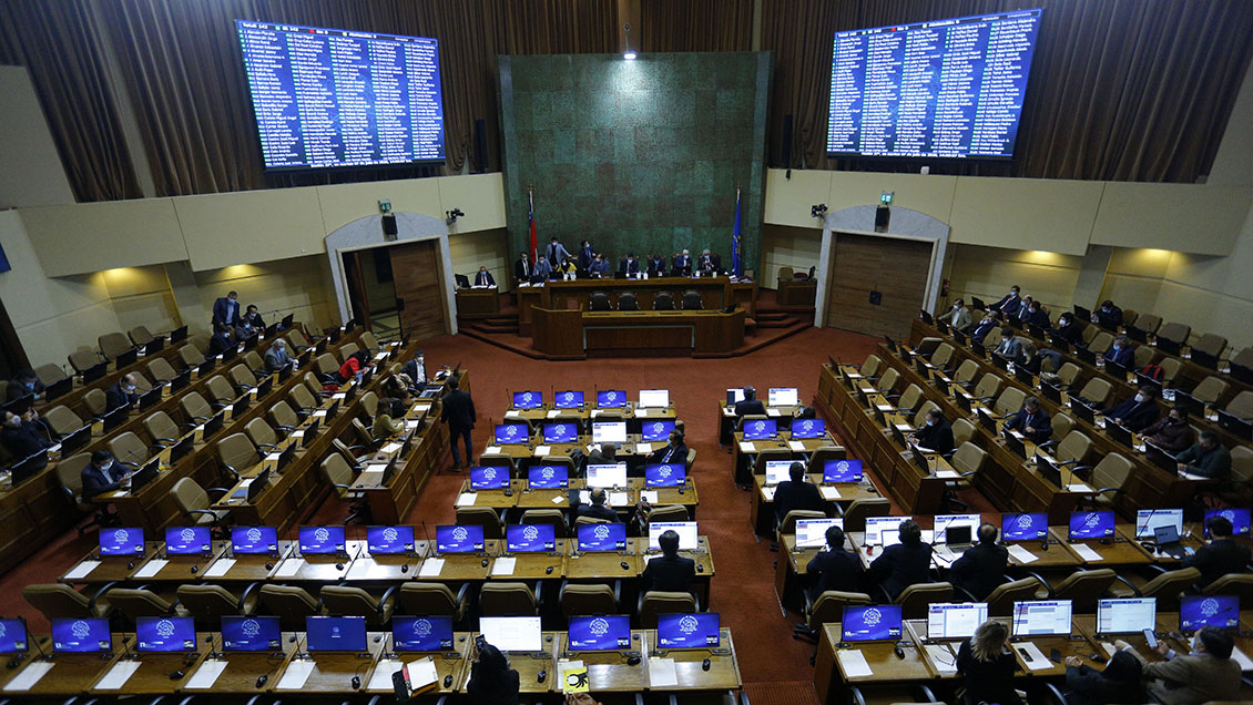 Oposición llama la derecha a 