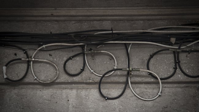 Corte falló a favor de arrendatario y dueño de casa deberá reconectar internet y TV cable