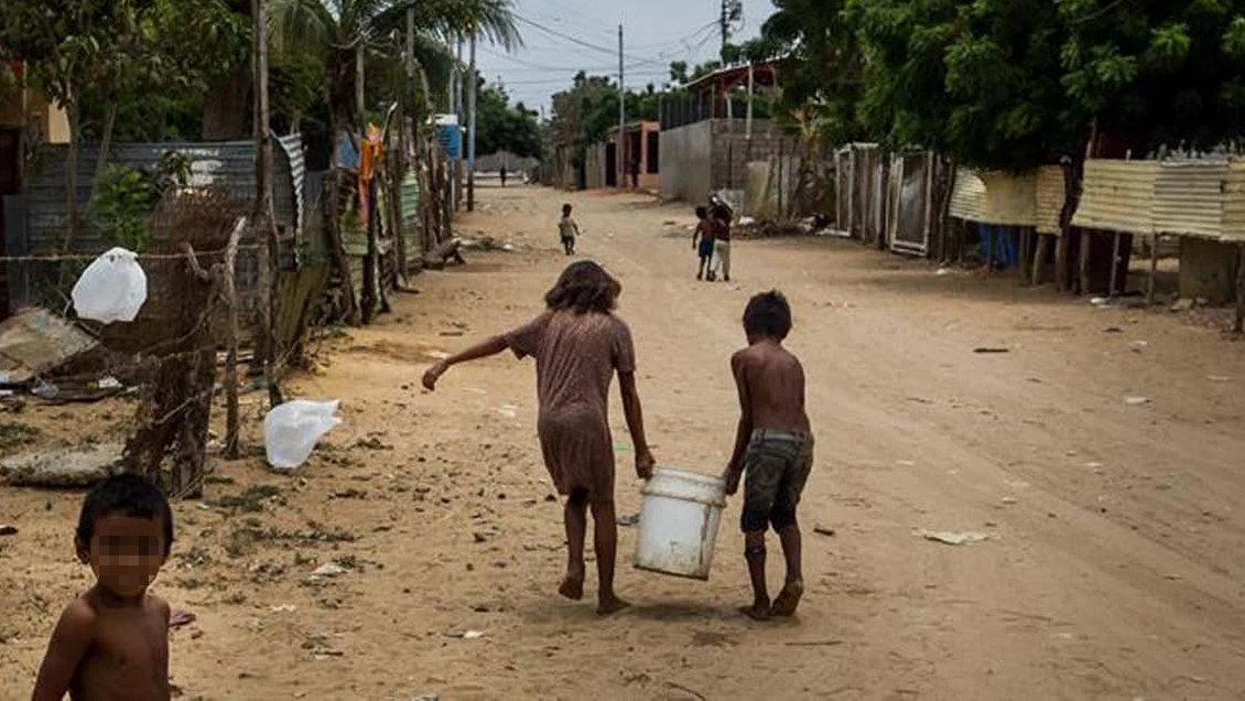 El 96% de los venezolanos está en la pobreza, según estudio