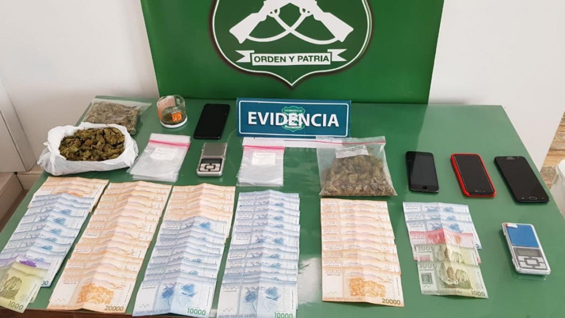 Dos detenidos por microtráfico tras control vehicular por medidas sanitarias en Antofagasta