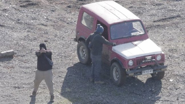 Encapuchados balearon un helicóptero en La Araucanía