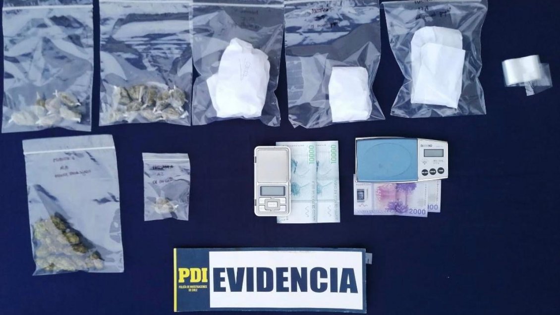 PDI detuvo a jóvenes que ofertaban droga mediante aplicación de citas en Pichilemu