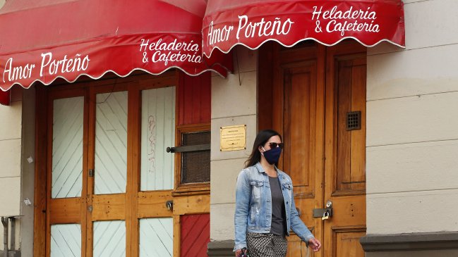 Restaurantes insisten en que se anule pago de patentes por crisis del Covid