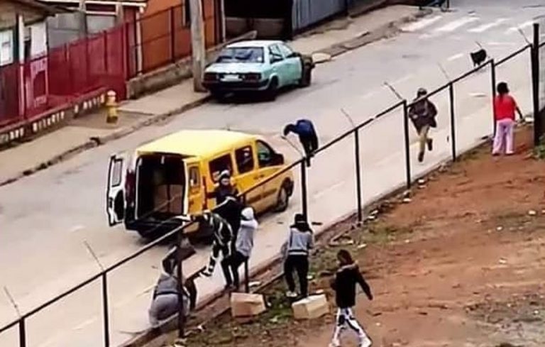 Valparaíso: Detienen a menor de 14 años involucrado en robo de cajas con alimentos