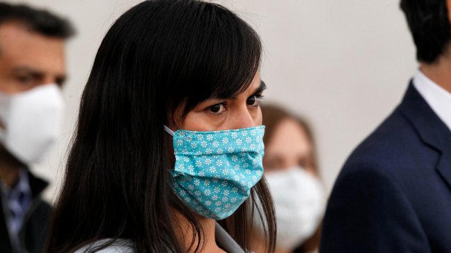 Siches desmiente al Minsal: No recibimos información de plan de desconfinamiento