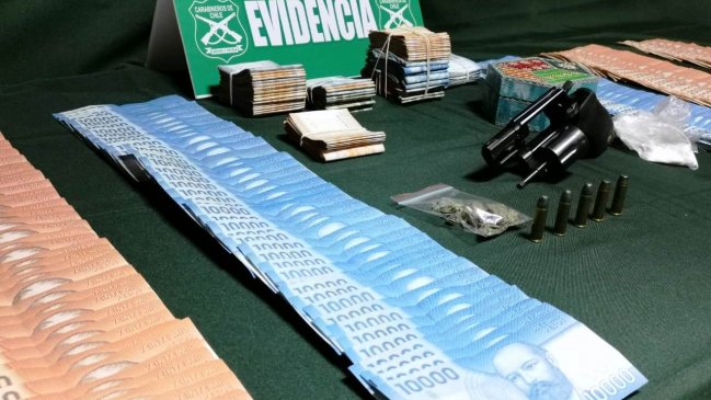 Operativo dejó cinco personas detenidas portando droga y armamento en Iquique