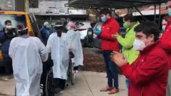 Adultos mayores volvieron a su recinto de origen tras recuperarse del Covid-19 en Curicó