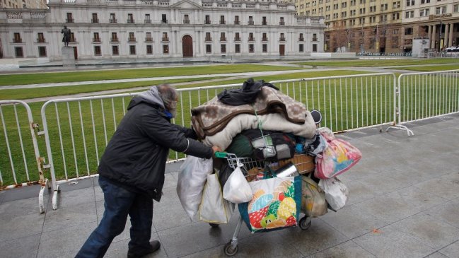 Autoridades decretaron Código Azul para regiones de Valparaíso y Metropolitana