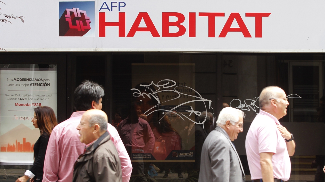 AFP evalúan opciones para el retiro del 10%: Cuenta RUT toma fuerza